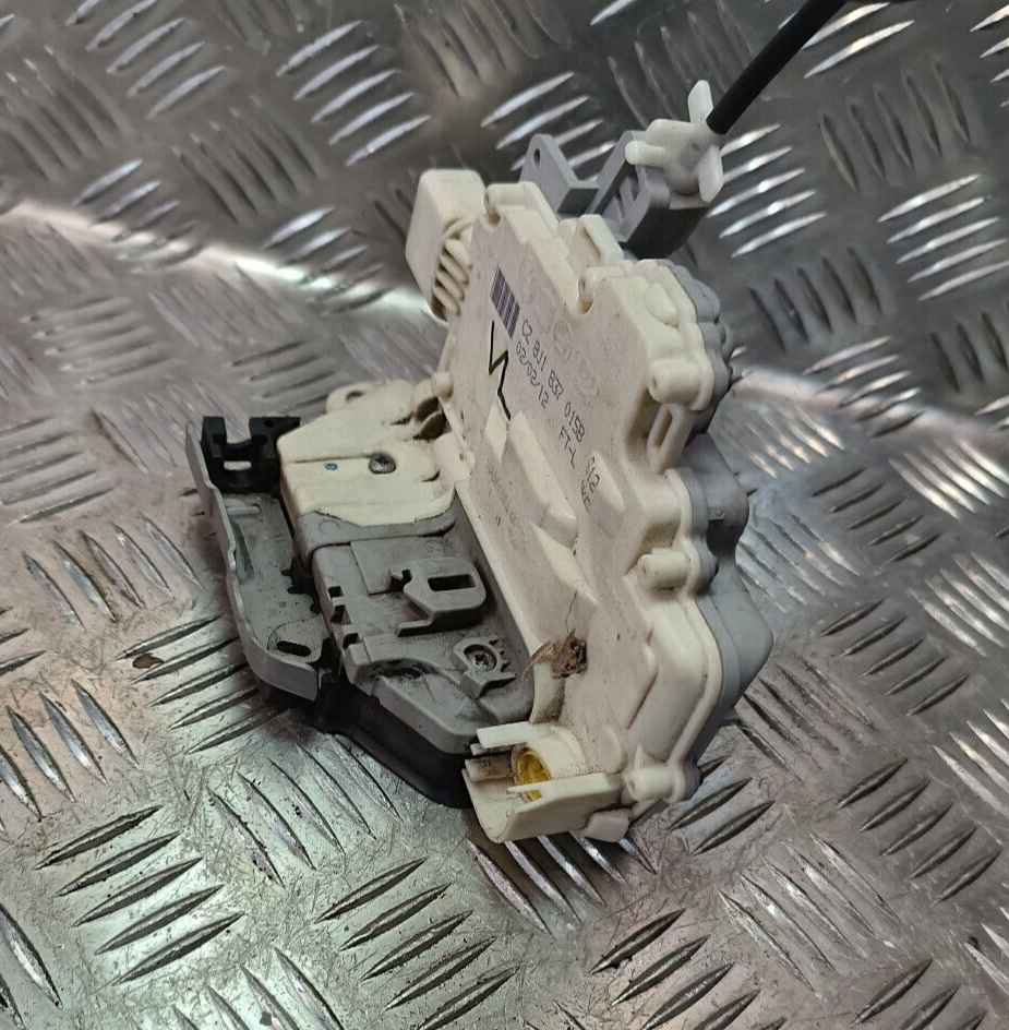 Porsche Cayenne S 92A Vorne Links Türschloss 8J1837015B ORIGINAL gebraucht - Stellmotor – Produktansicht 1