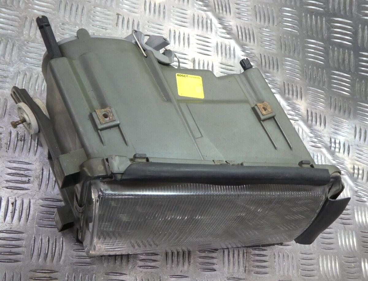 Mercedes-Benz C126 W126 SEC Coupe Scheinwerfer Rechts 1268203261 ORIGINAL gebraucht - 1305235062 – Produktansicht 5