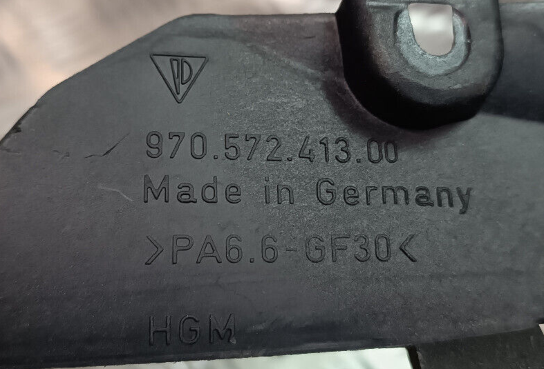 Porsche Panamera 970 Motor Fach Halterung Wasserfall Abdeckung ORIGINAL gebraucht - 97057241300 – Produktansicht 3