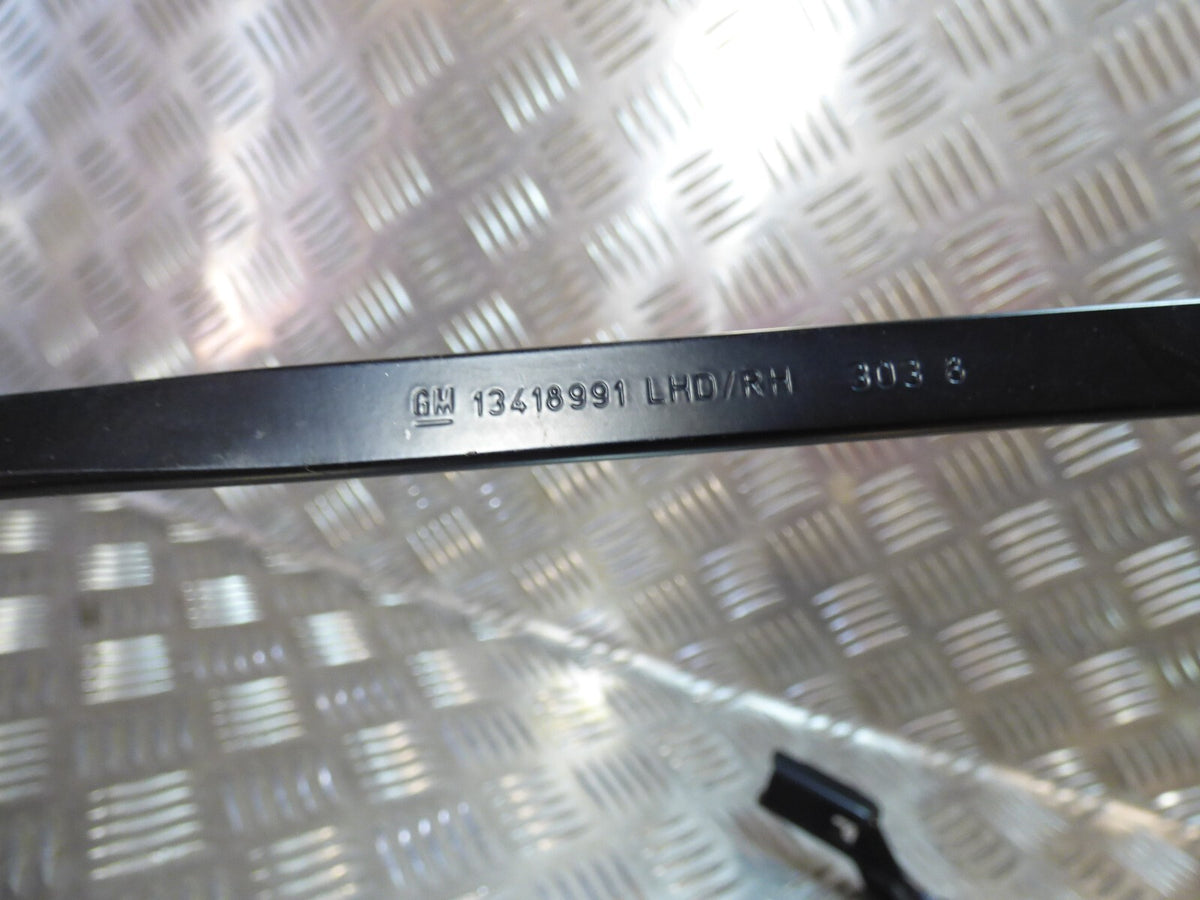 OPEL ASTRA K Orig. + 13418991 L + R Scheibenwischerarm Scheibenwischer ORIGINAL gebraucht - 13418990 – Produktansicht 2