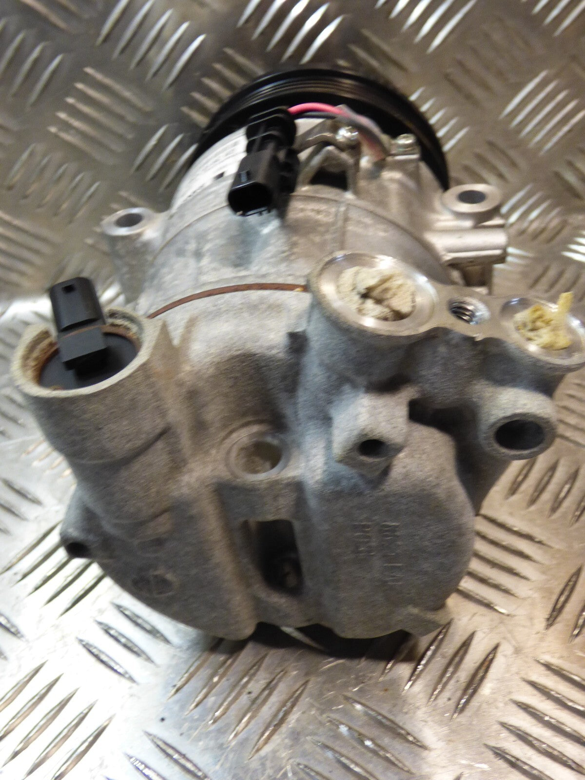 OPEL ASTRA K 1.4 Turbo Klimakompressor SANDEN GM 8689P 7292U 59Tkm ORIGINAL gebraucht - 39157292 – Produktansicht 4
