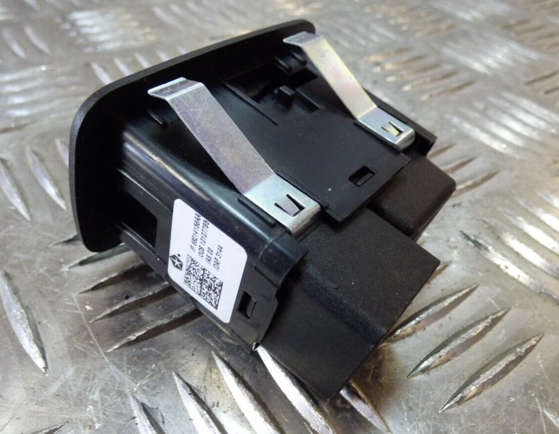 Jeep Cherokee KL 2015 Elektrischer Fensterheberschalter Hinten R = L ORIGINAL gebraucht - 68214156AA – Produktansicht 2