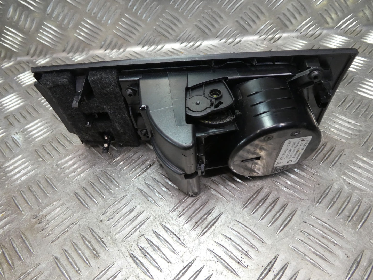 Porsche Panamera 970 Cupholder Getränkehalter Hinten Klavierlack ORIGINAL gebraucht - 97055348100 – Produktansicht 3