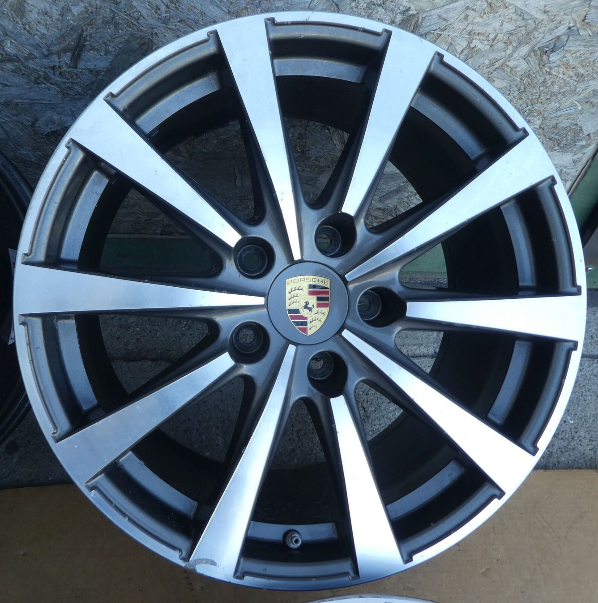 Orig Porsche 970 19 zoll Alufelgen satz SPEEDLINE mit RDK & Nabendeckel ORIGINAL gebraucht - Panamera – Produktansicht 6