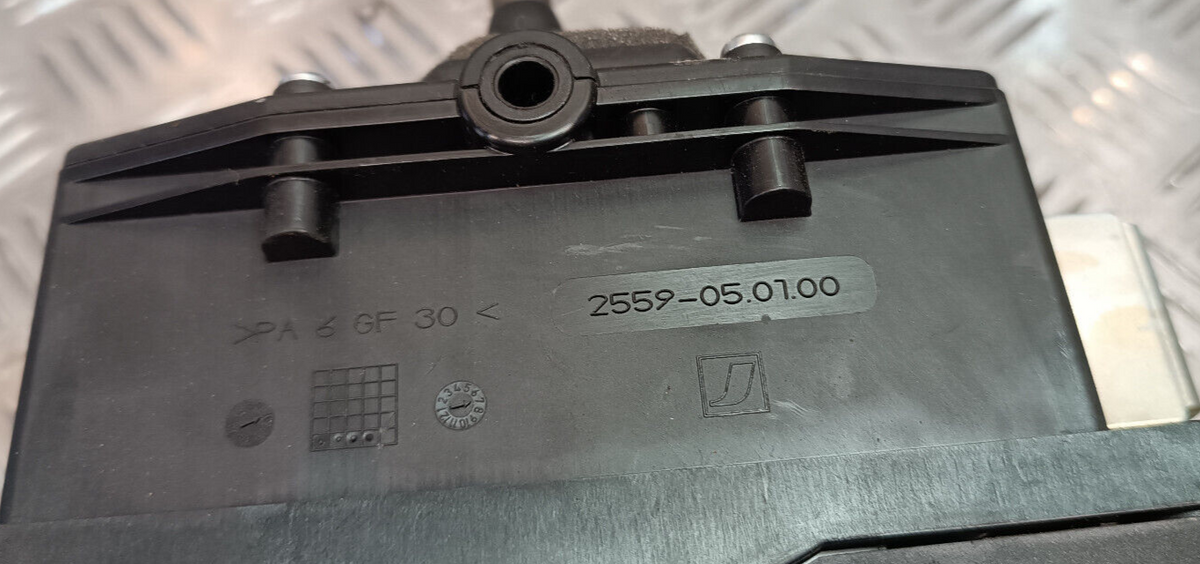 Porsche 970 Schaltkulisse Automatik Schaltung 2559-050100 2560-05.14.00 ORIGINAL gebraucht - PANAMERA – Produktansicht 3