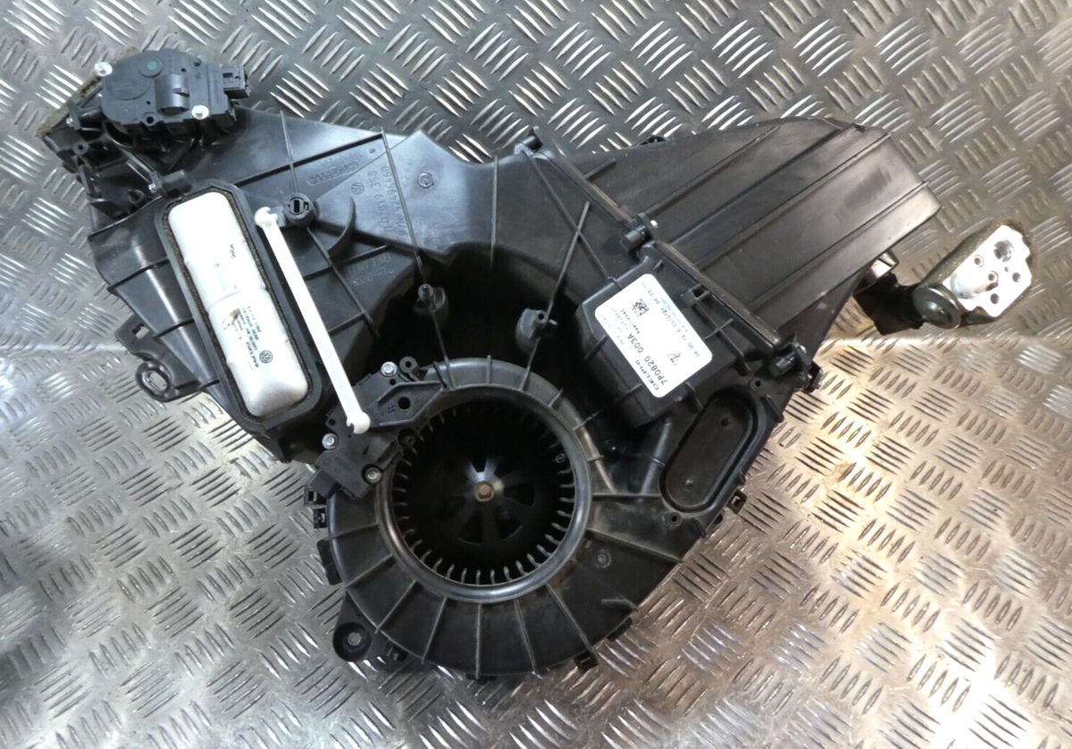 Porsche Cayenne 92A Gebläsekasten Klimakasten 7P0820003A ORIGINAL gebraucht - Heizungskasten – Produktansicht 1