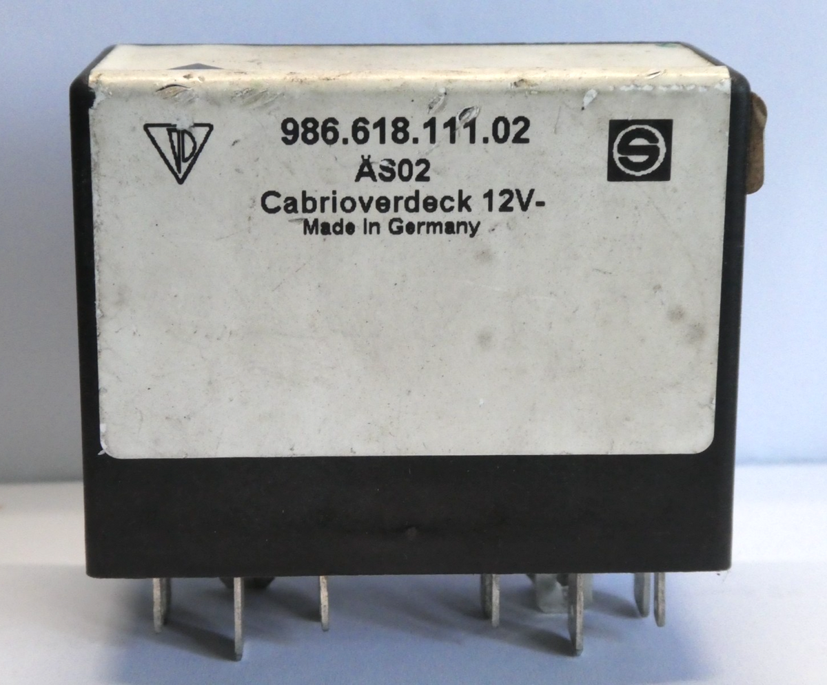 Original Porsche 986 Boxster Cabrio Verdeck Relais OEM gebraucht - 98661811102 – Produktansicht 1
