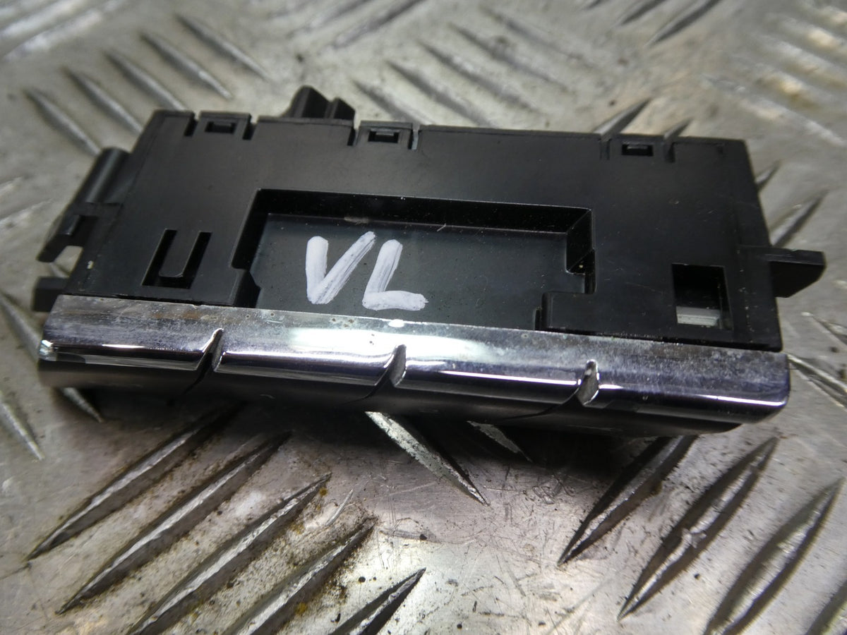 Porsche Panamera 970 Memory schalter für Sitzverstellung Vorne Links ORIGINAL gebraucht - 97061310351 – Produktansicht 2