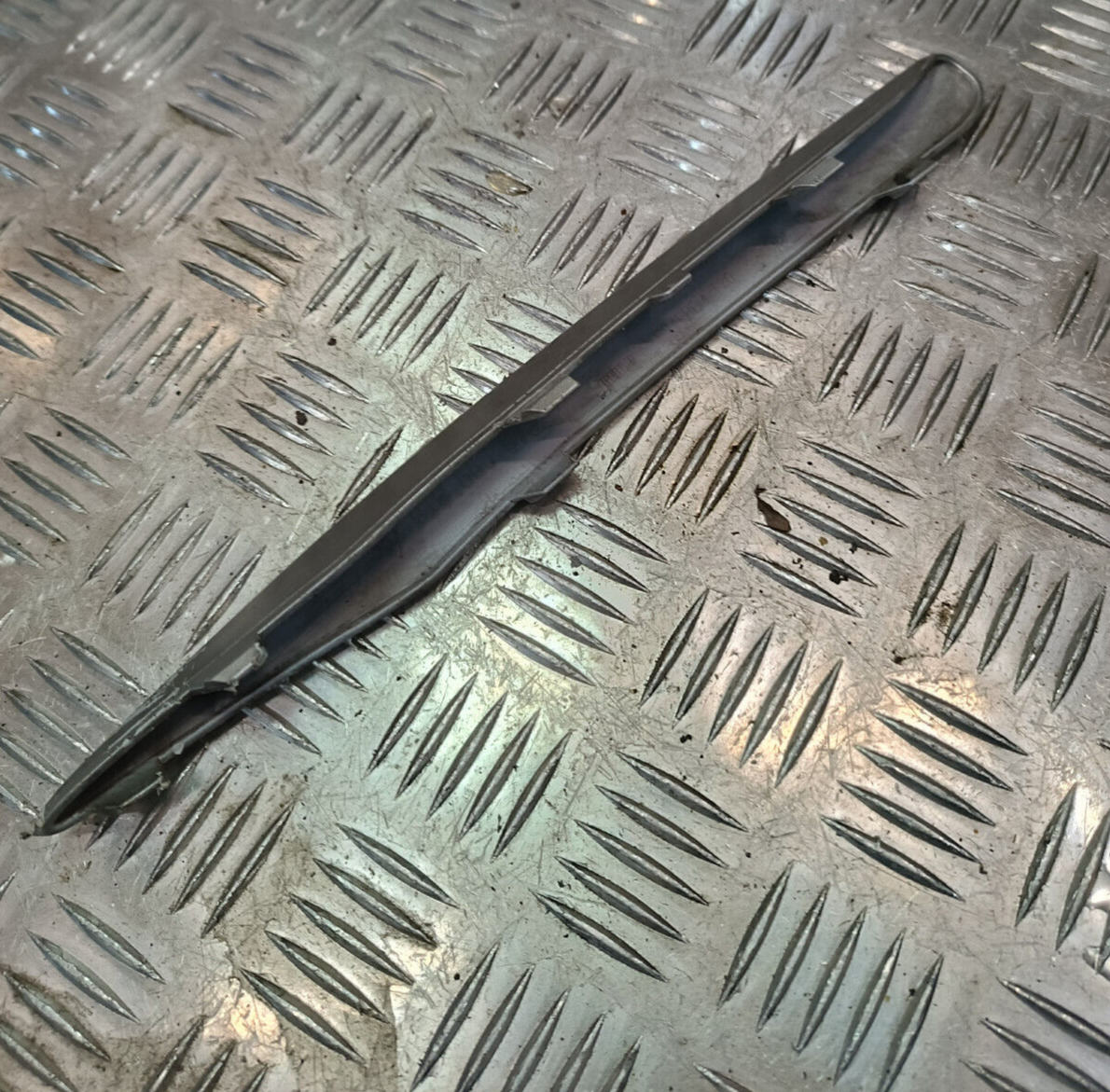Porsche Panamera 970 Original Dekorleiste Leiste Blende gebraucht - 97050557501 – Produktansicht 2