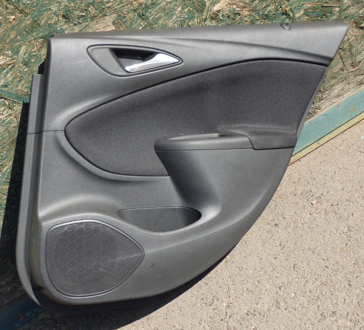 OPEL ASTRA K Sports Tourer Kombi Tür Türverkleidung Türpappe Hinten Re ORIGINAL gebraucht - 39118875 – Produktansicht 1