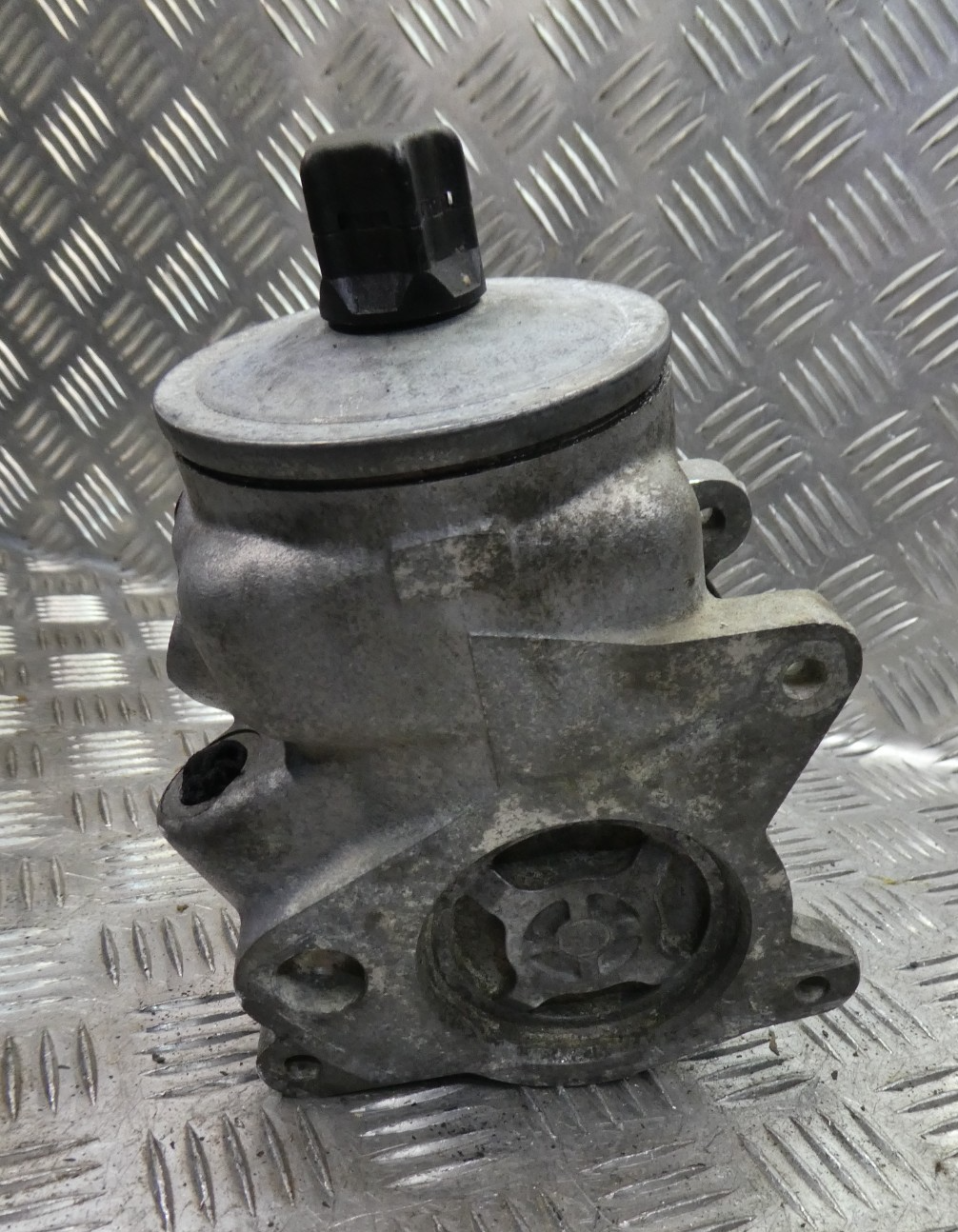 Mercedes-Benz W126 C126 Servopumpe Lenkungspumpe power steering pump ORIGINAL gebraucht - 1264601680 – Produktansicht 4