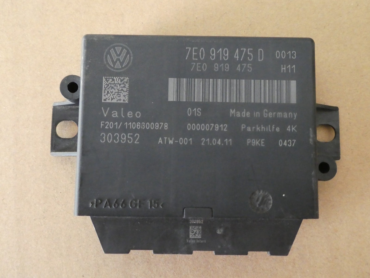 VW T5 -T6 Einparkhilfe PDC Steuergerät Modul Parkhilfe 7E0919475D ORIGINAL gebraucht - Transporter – Produktansicht 1