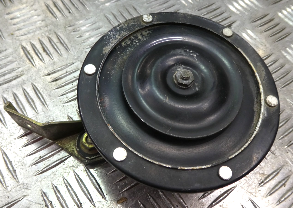 Mercedes-Benz W126 C126 Hupe ORIGINAL gebraucht - 0320223201 – Produktansicht 1