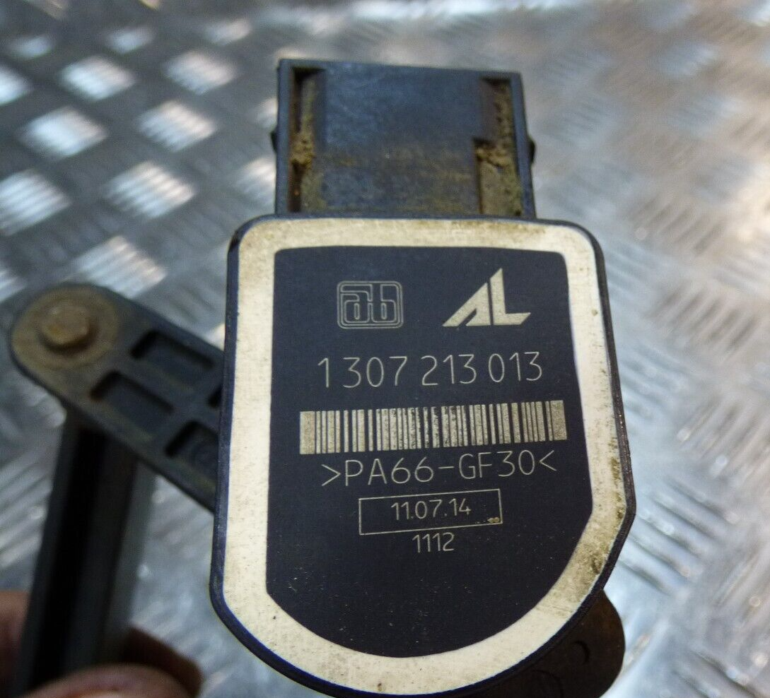 Jeep Cherokee KL 2.0 CRD Höhensensor Niveauregulierung hinten rechts ORIGINAL gebraucht - 1307213013 – Produktansicht 2