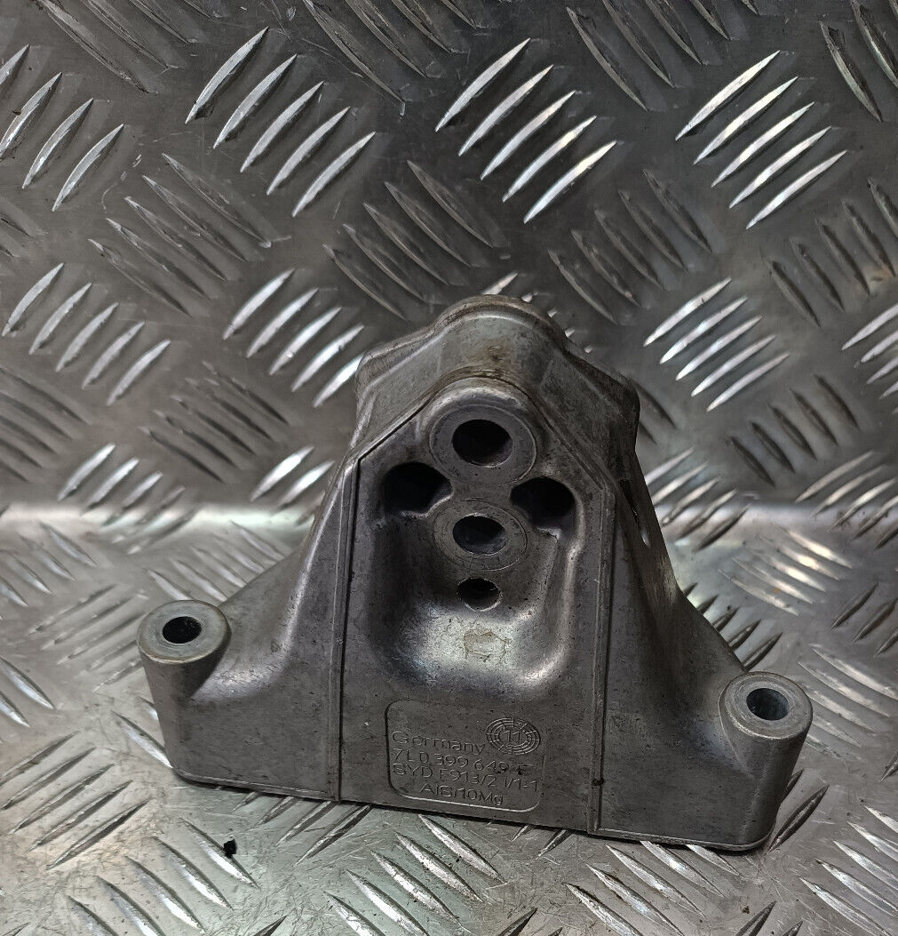 Porsche Cayenne S 92A Halter Halterung 7L0399649E 7L0399649 E ORIGINAL gebraucht - Getriebe – Produktansicht 1