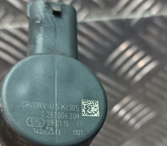 Jeep Grand Cherokee WK2 3.0 CRD Druckschalter Drucksensor Railsensor ORIGINAL gebraucht - 0281006209 – Produktansicht 2