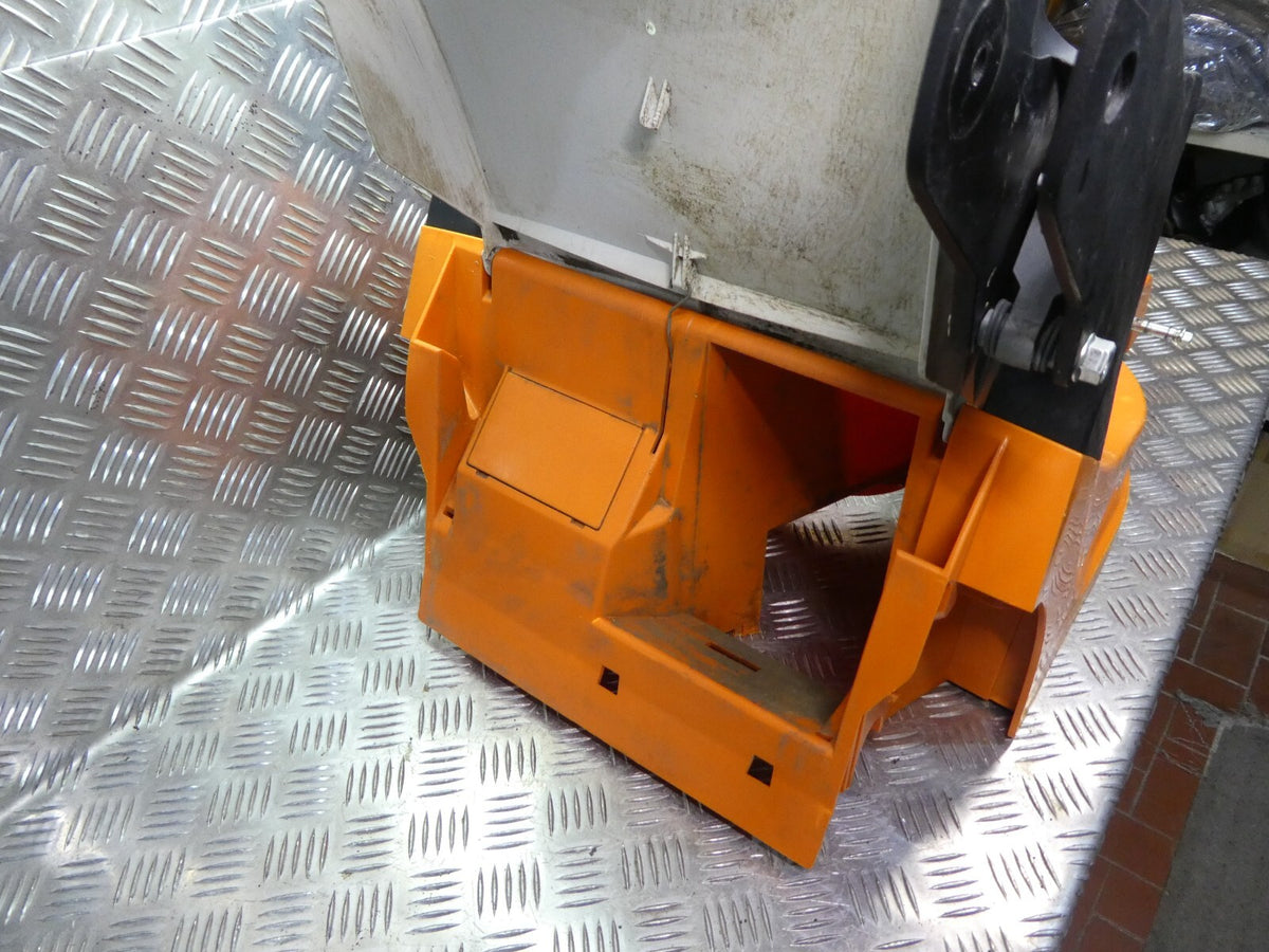 STIHL RMA 443.2 PV Akku Gehäuse mit klappe, Höhenversteller, rame ORIGINAL gebraucht - Rasenmaher – Produktansicht 6