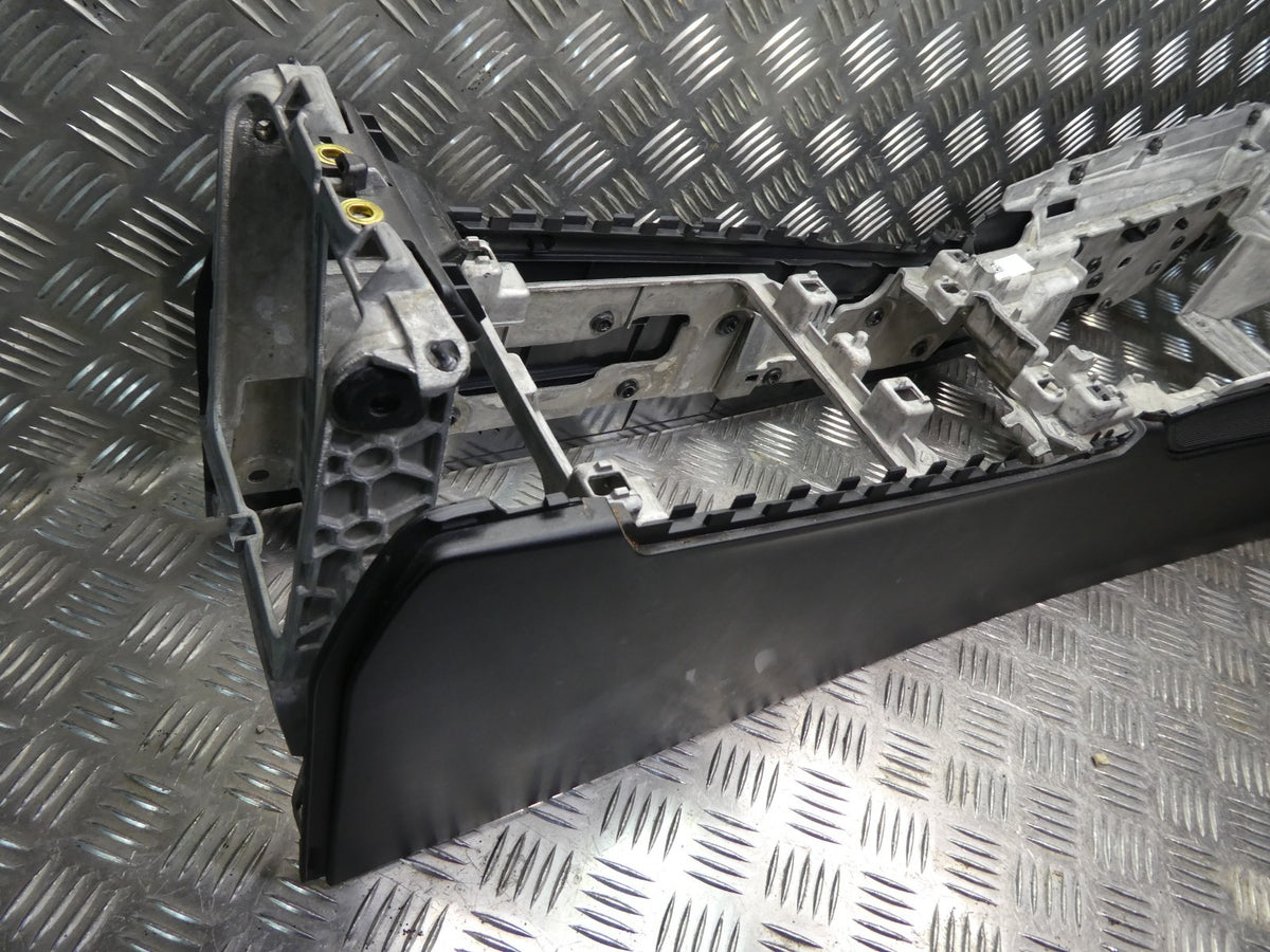 Porsche Macan 95B Schwarz/Centre console/tunnel black 95B863241 ORIGINAL gebraucht - Mittelkonsole – Produktansicht 2