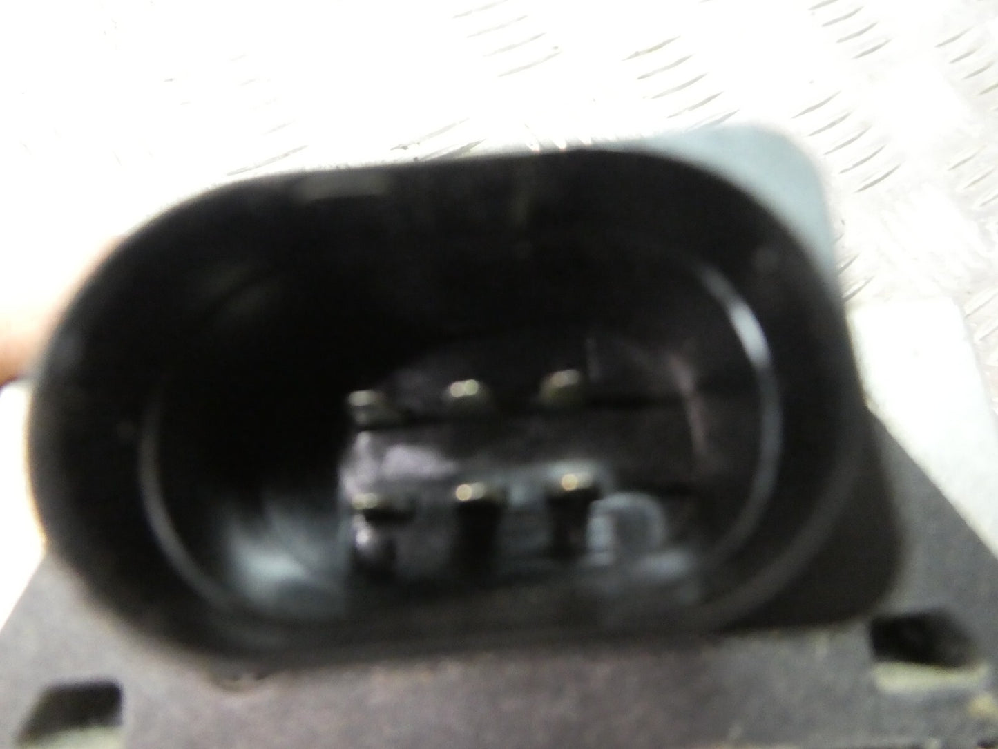 Porsche Cayenne 92A Steuergerät 7P0906093 ORIGINAL gebraucht - Kraftstoffpumpe – Produktansicht 2