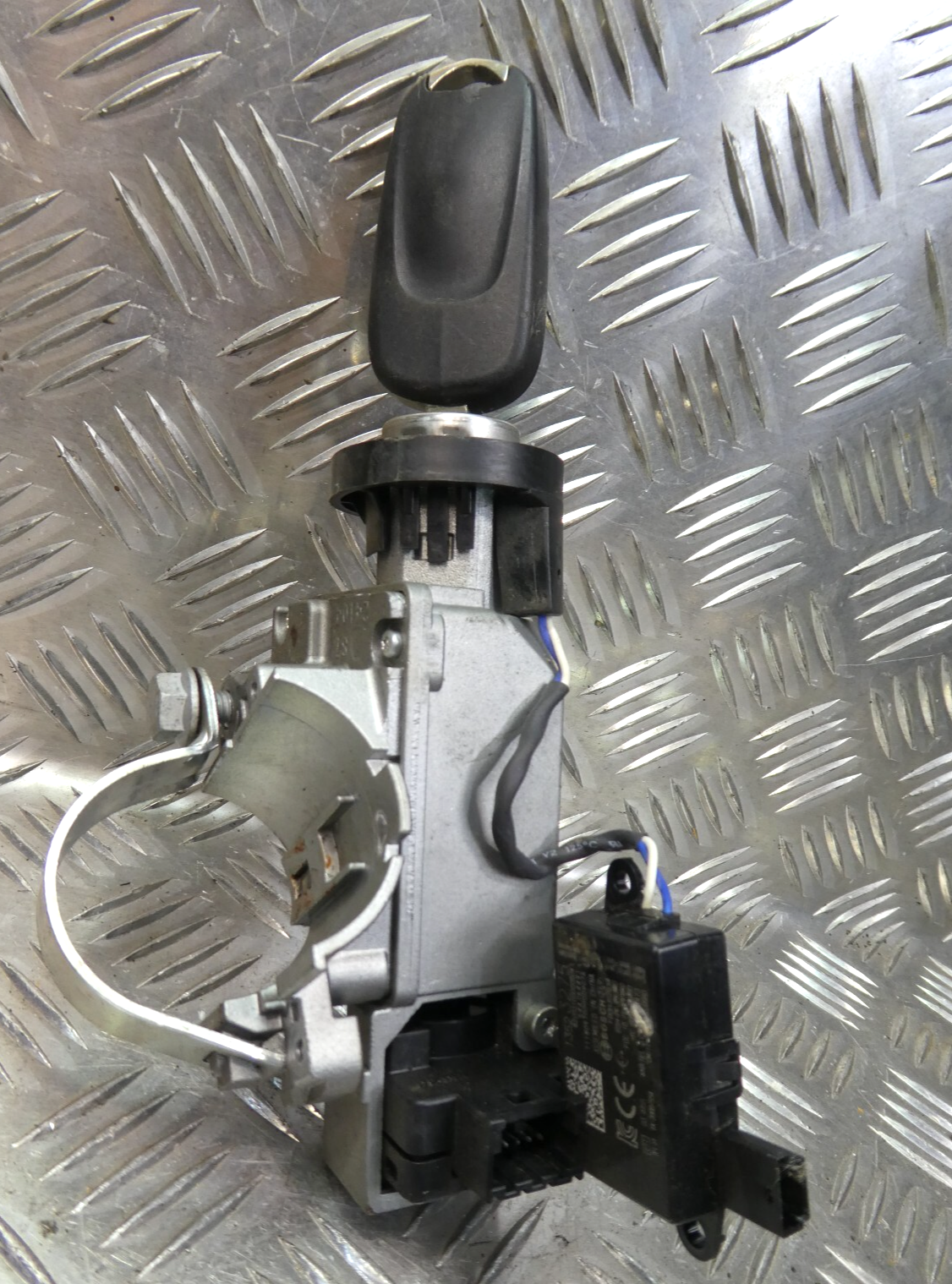 OPEL ASTRA K Zündschloss + Schlüssel + Wegfahrsperre GM + GM 13523275 ORIGINAL gebraucht - 39153199 – Produktansicht 1