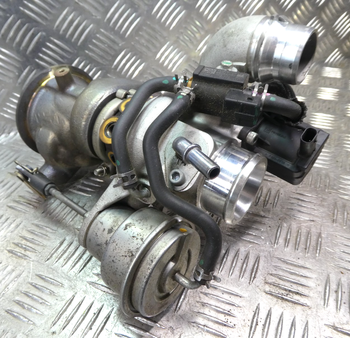 OPEL ASTRA K 1.0 TURBO 12V Turbolader 27T km perfekt zustand ORIGINAL gebraucht - 55494493 – Produktansicht 1