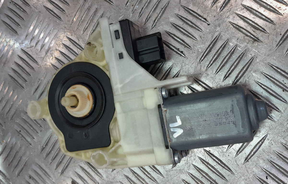 Porsche Panamera 970 Fensterhebermotor Vorne Links 924205100 ORIGINAL gebraucht - 0536011001 – Produktansicht 2