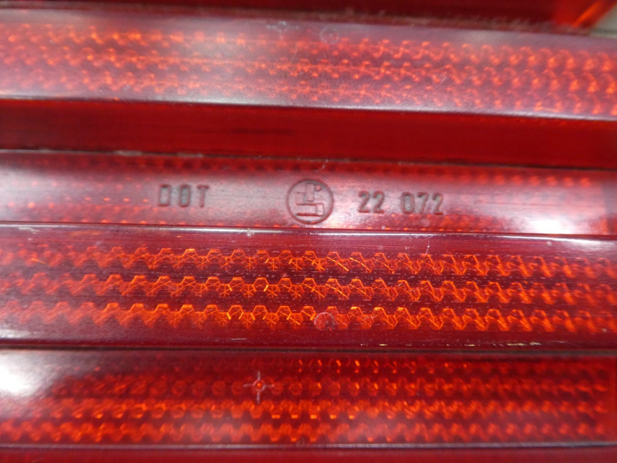 Mercedes-Benz W126 C126 SEC Rückleuchte links BOSCH ORIGINAL gebraucht - 0053316R38 – Produktansicht 8