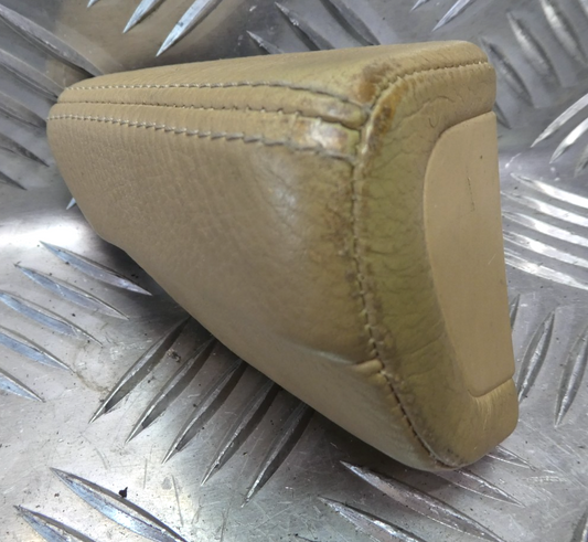 Porsche Panamera 970 Leder Abdeckung Armlehne vorne links Blende ORIGINAL gebraucht - 97055549501 – Produktansicht 1