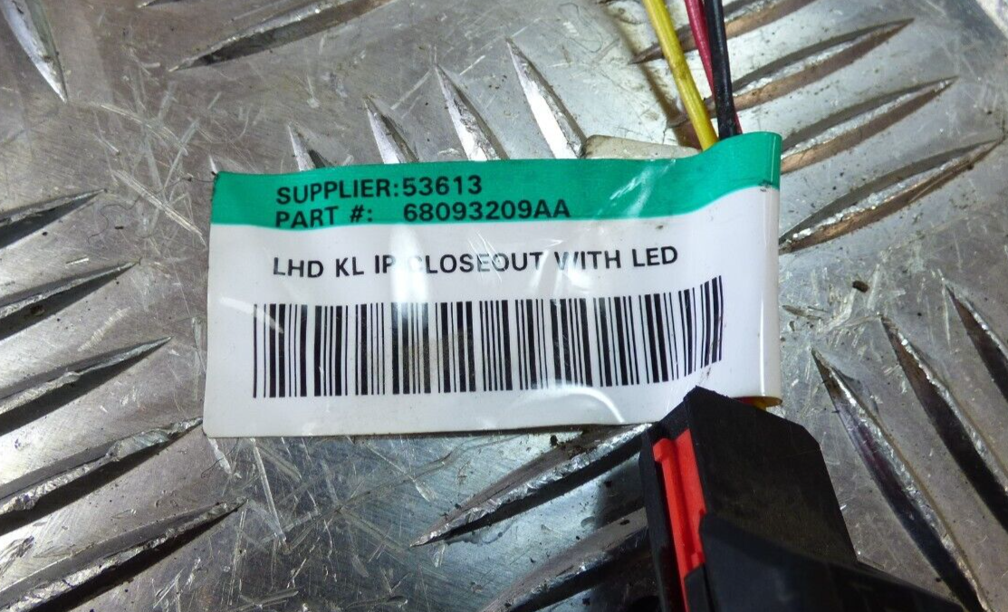 Jeep Cherokee KL 2015 Armaturenbrett abdeckung LED beleuchtung ORIGINAL gebraucht - 68093209AA – Produktansicht 2