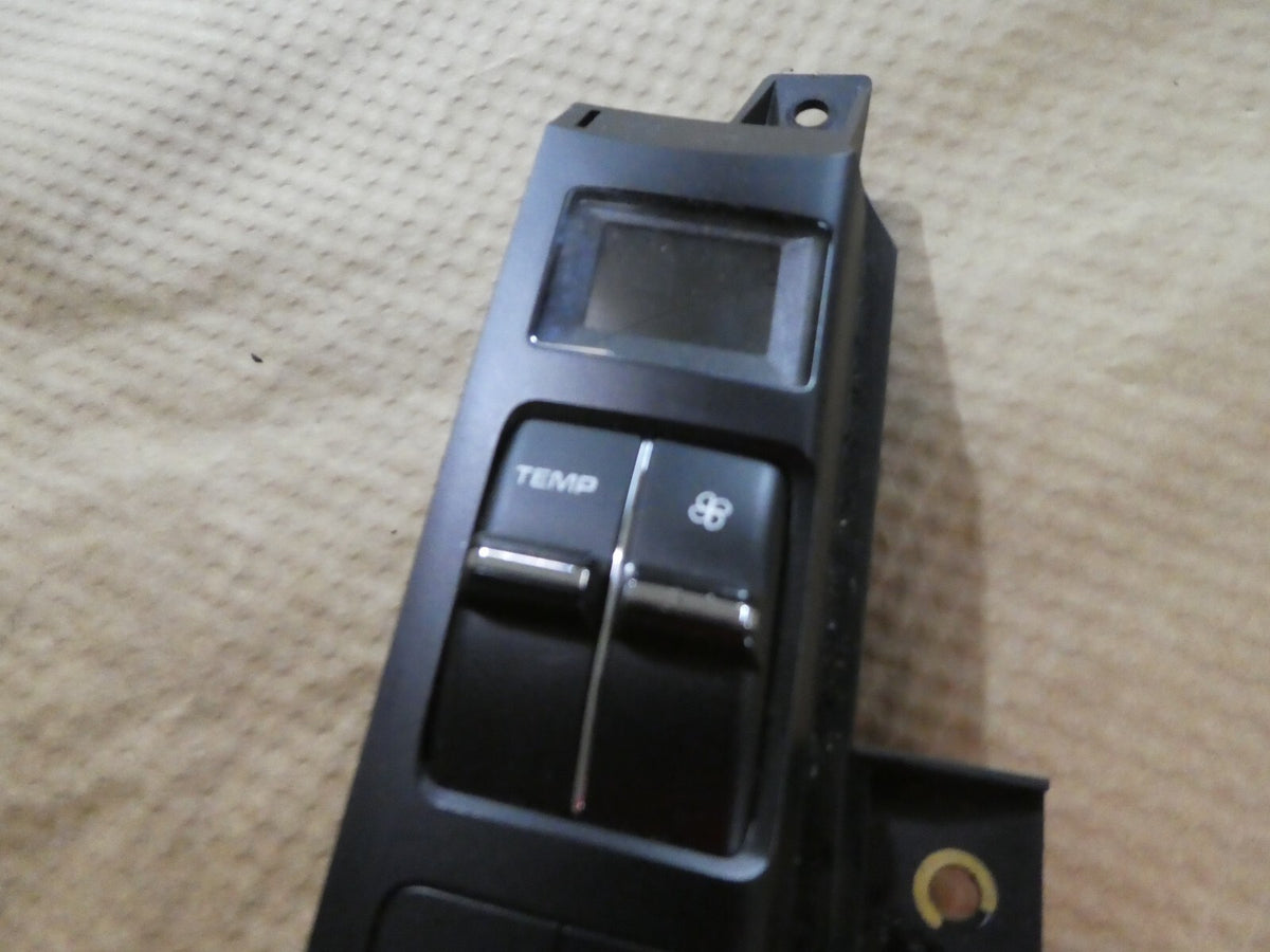 Porsche Panamer 970 Klimabedieneinheit Klima Mittelkonsole DML links ORIGINAL gebraucht - 97061342702 – Produktansicht 3