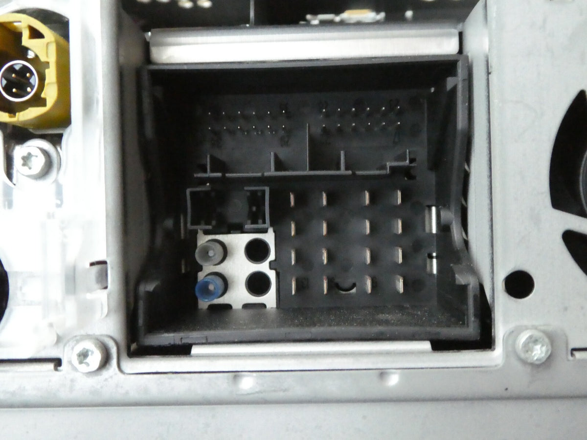 Porsche Panamera 970 Navi Radio CD-Player DVD-Player Navigation DML ORIGINAL gebraucht - 97064217856 – Produktansicht 10