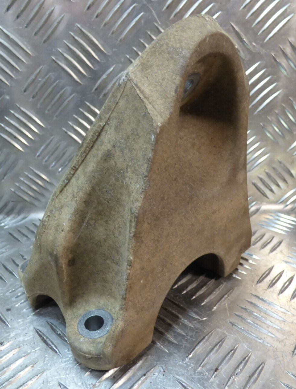 Porsche Cayenne 92A 3.0 TDI Motor Motorhalter Stütze 7L6199307A ORIGINAL gebraucht - Halterung – Produktansicht 1