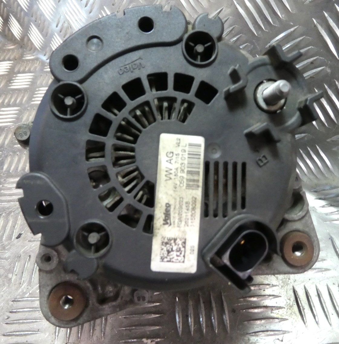 PORSCHE MACAN 2014-2018 3.0 TDI Lichtmaschine Generator 180A ORIGINAL gebraucht - 059903019L – Produktansicht 5