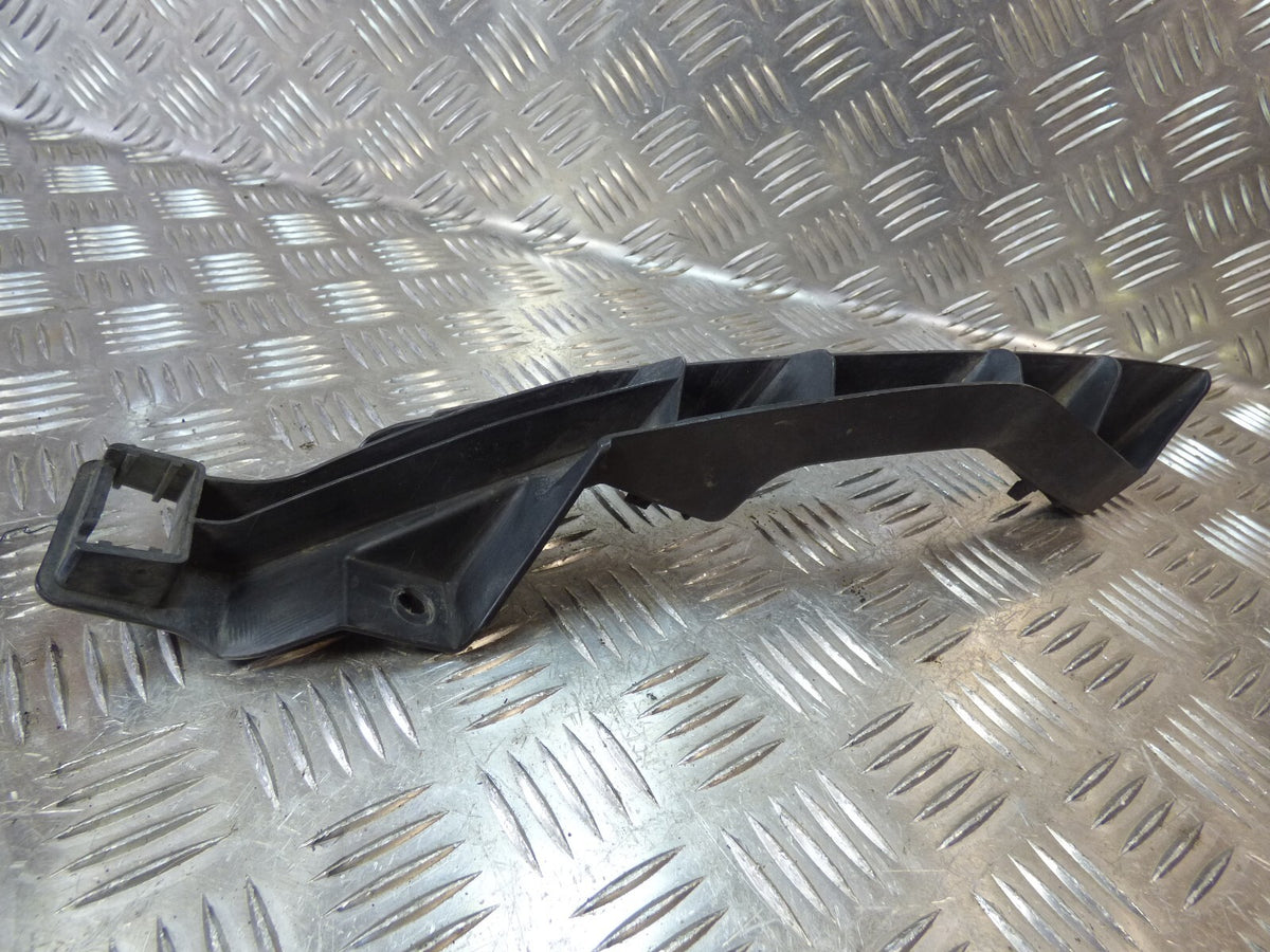 Porsche Cayenne II 92A Vorne Rechts Stoßsatnge Halter ORIGINAL gebraucht - 7P5854960 – Produktansicht 2
