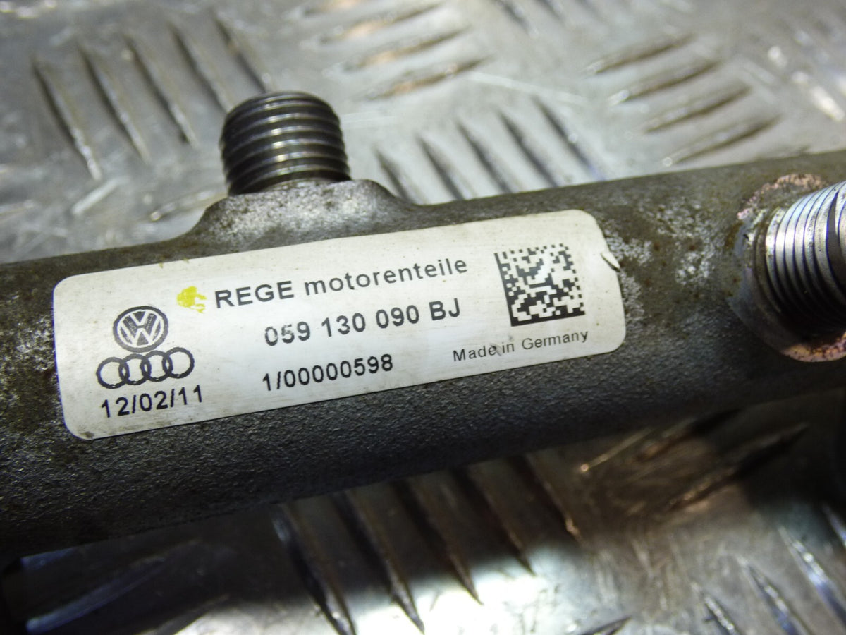 Porsche Cayenne 92A 3.0 TDI Kraftstoffverteiler Einsprizleiste ORIGINAL gebraucht - 059130090BJ – Produktansicht 2