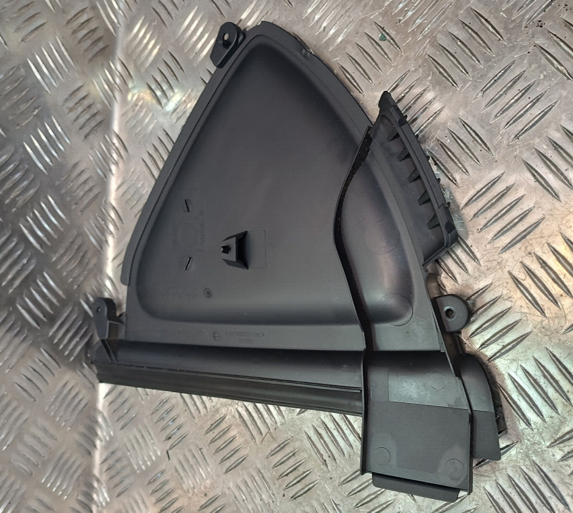 Smart ForTwo 451 Electric Abdeckung Verkleidung Armaturenbrett ORIGINAL gebraucht - A4516800511 – Produktansicht 2