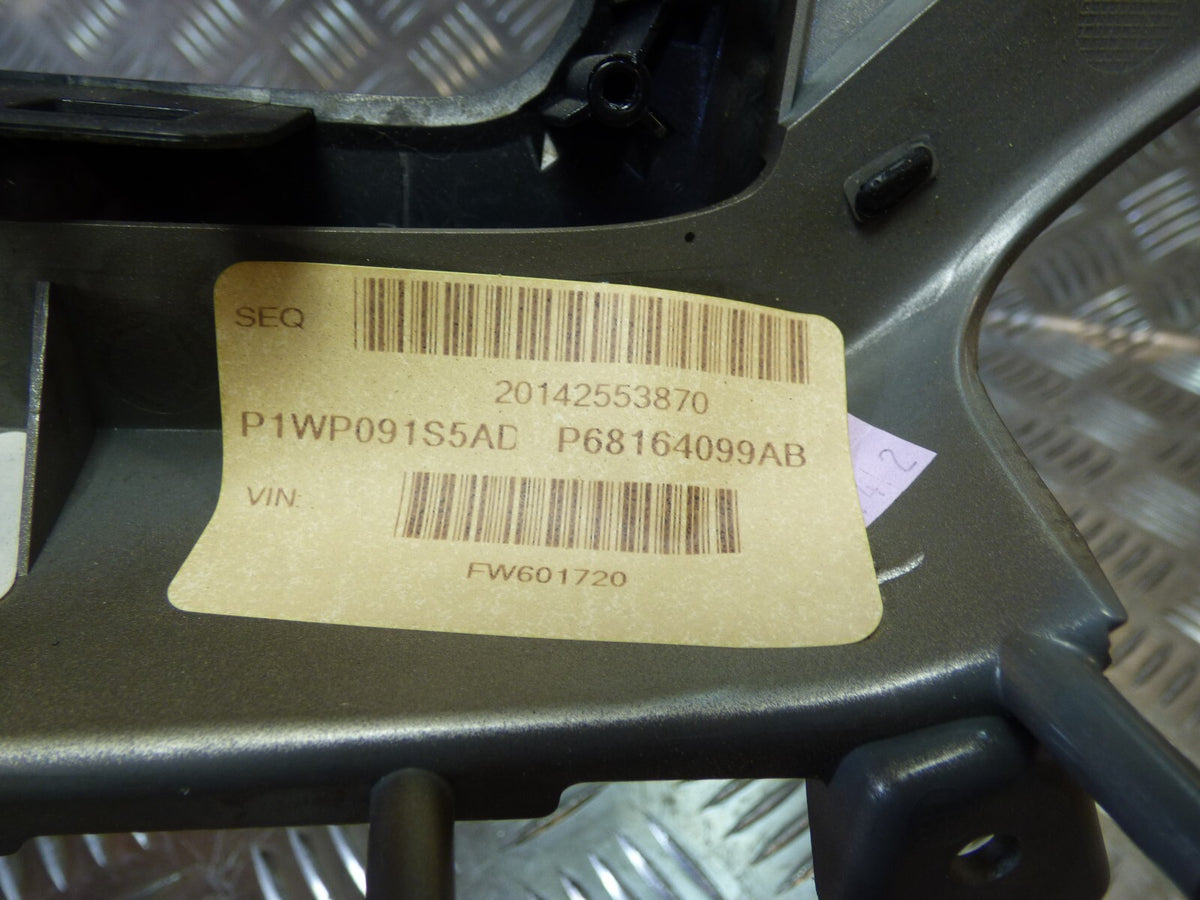 Jeep Cherokee KL 2015 Radio GPS Kopfeinheit Verkleidung ORIGINAL gebraucht - P68164099AB – Produktansicht 5