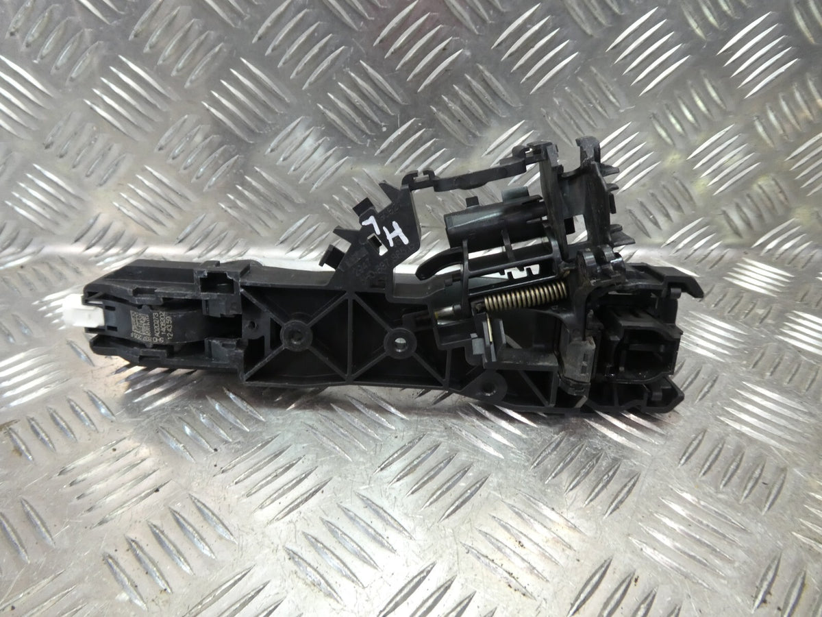 VW ID3 Türgriff + Türinnengriffrahmen H L 5H0837885B + 5H0837205F ORIGINAL gebraucht - Volkswagen – Produktansicht 4