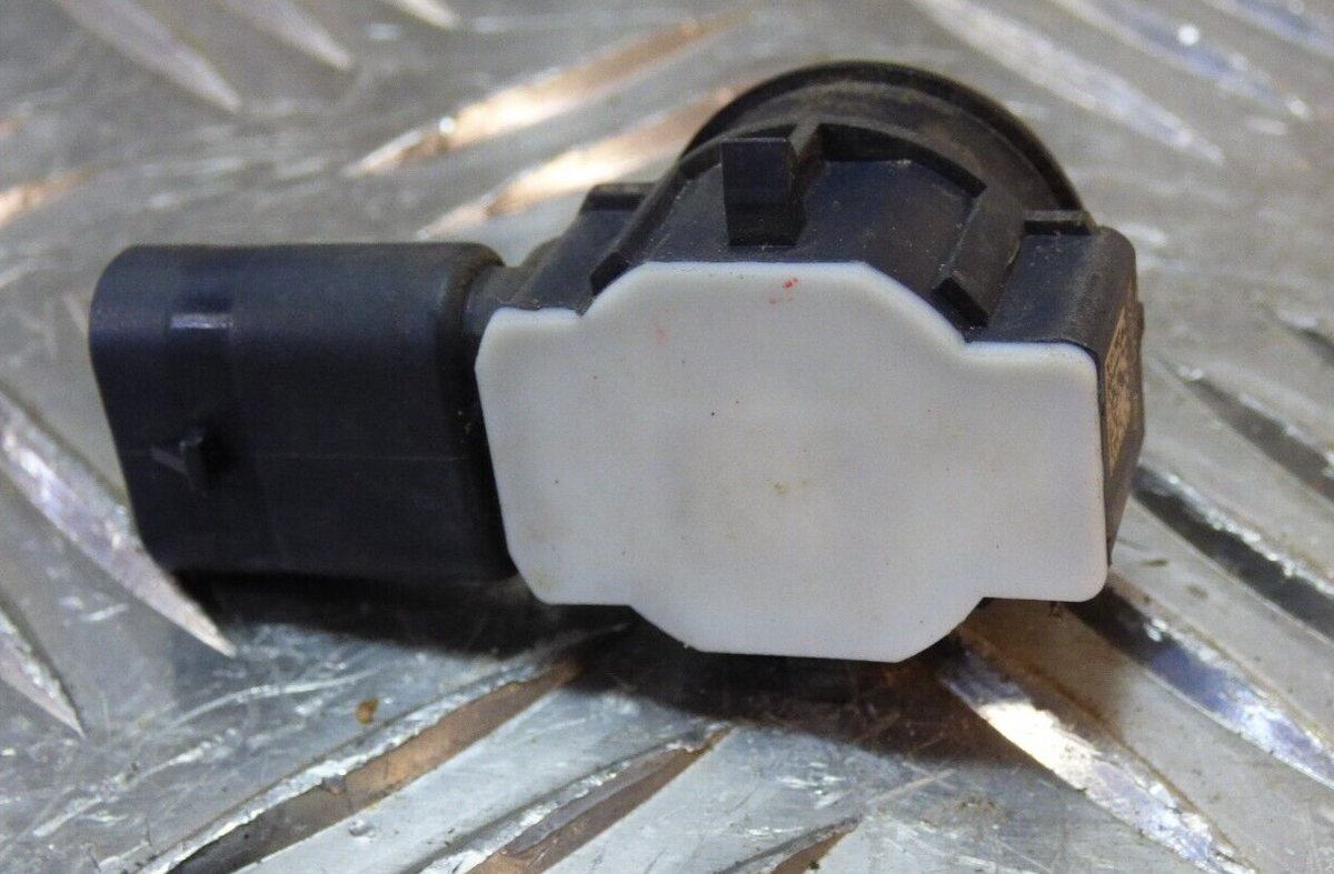 Jeep Renegade ab 2014 Parksensor PDC Sensor Stoßstange hinten ORIGINAL gebraucht - 0053133329 – Produktansicht 2