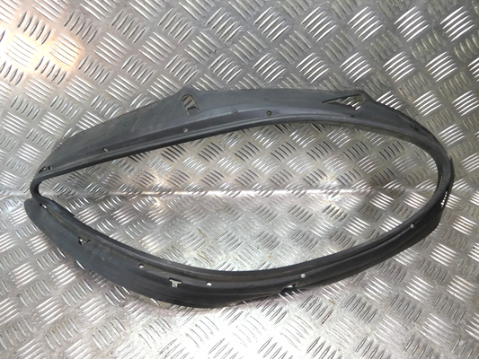 Porsche Macan 95B Scheinwerfer Gummidichtung Links 760.01.201.99 gebraucht - Original – Produktansicht 1