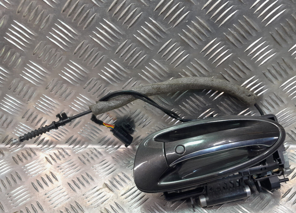 Porsche Panamera 970 Türgriff mit SENSOR Hinten Links ORIGINAL gebraucht - 97053706304 – Produktansicht 1