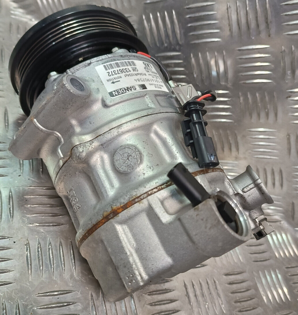 OPEL ASTRA K 1.4 Turbo Klimakompressor GM LK6 Sanden ORIGINAL gebraucht - 13367372 – Produktansicht 1