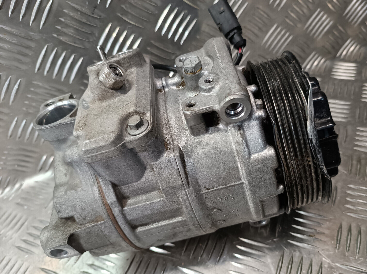 Porsche Cayenne S 92A 7P5820803B 447150-2402 Denso 7SEU17C ORIGINAL gebraucht - Klimakompressor – Produktansicht 2