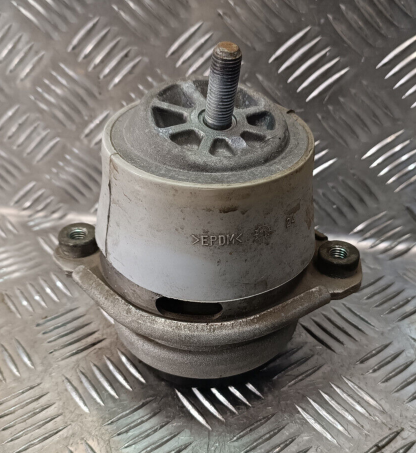 Porsche Cayenne S 92A Motorlager Motorhalter Motordämpfer ORIGINAL gebraucht - 94837504903 – Produktansicht 1