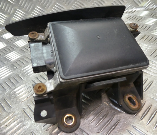 Porsche Macan 95B Modul Rechts Hinten Totewinkel 8T0907568B ORIGINAL gebraucht - Spurwechselassistent – Produktansicht 1