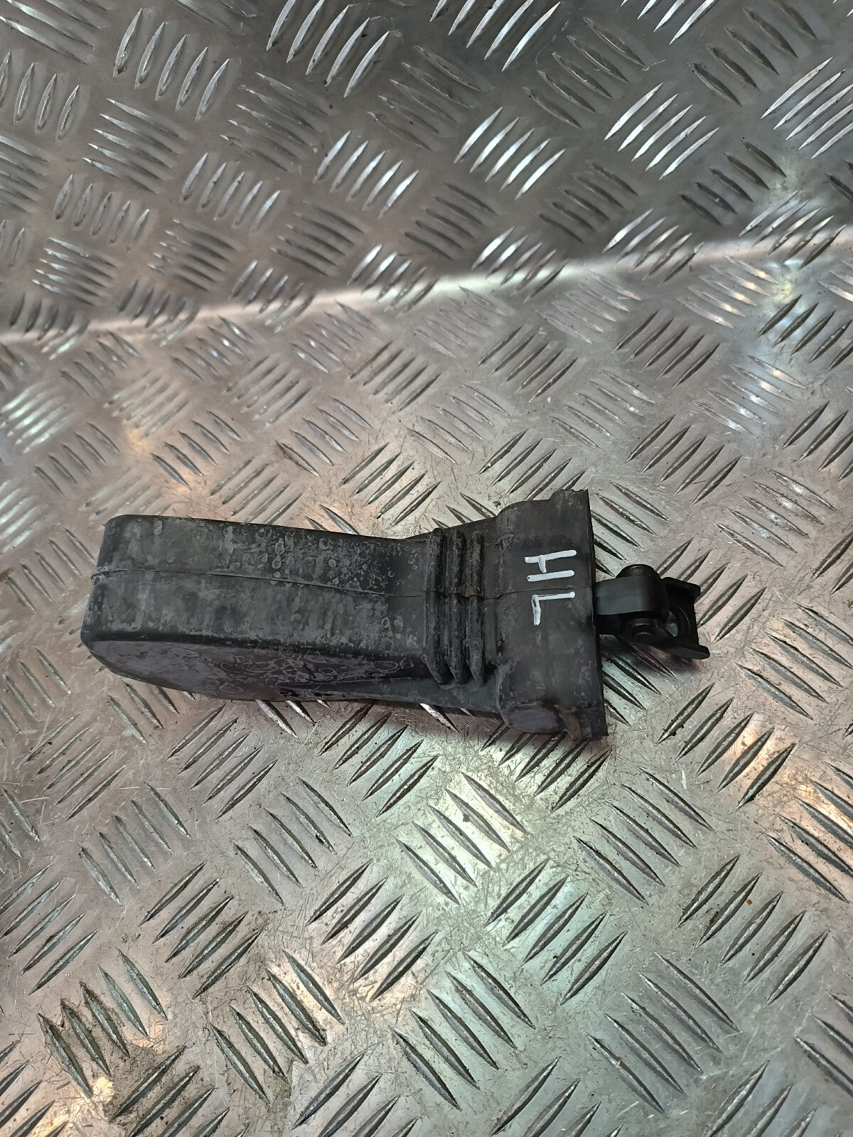 Porsche Cayenne S 92A Türbremse Türfangband Links Hinten 05 ORIGINAL gebraucht - 7P0837267 – Produktansicht 1
