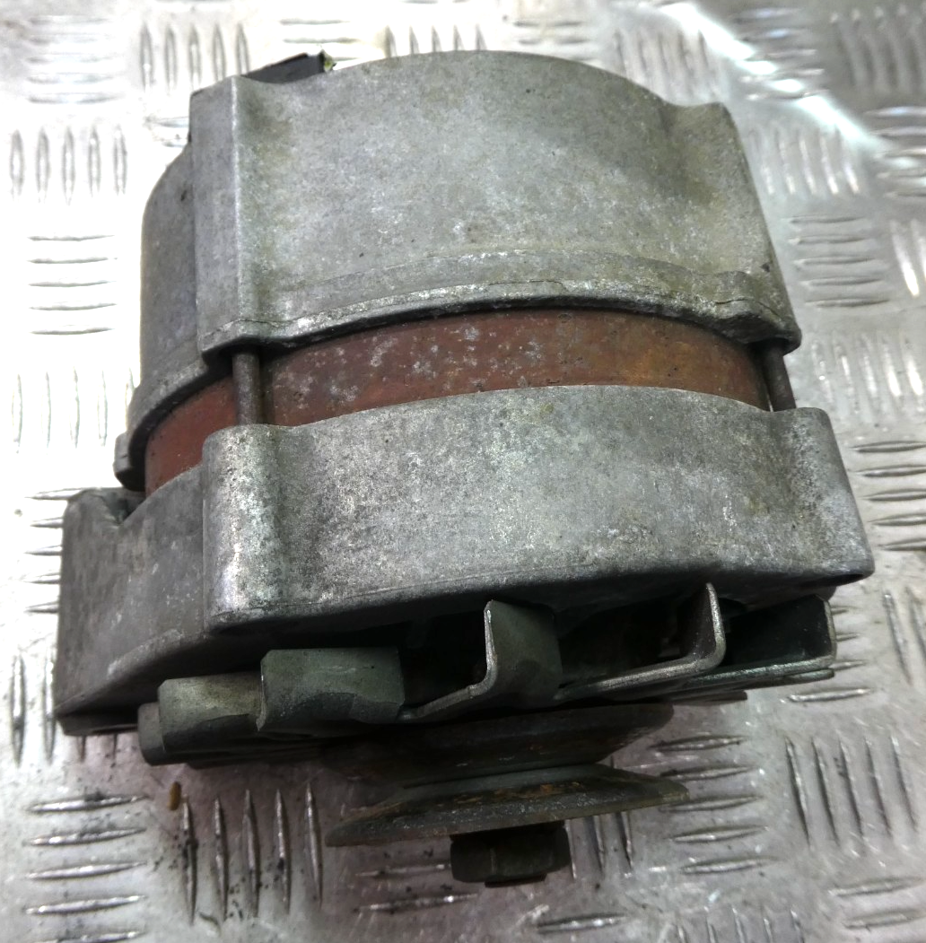 Mercedes-Benz W126 C126 II Serie Generator Lichtmaschine BOSCH * ORIGINAL gebraucht - 0120469588 – Produktansicht 2