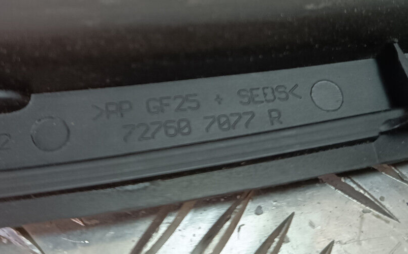 Renault Zoe 2022 Windschutzscheibe rechte Blende 72760 7077 R ORIGINAL gebraucht - 727607077R – Produktansicht 2