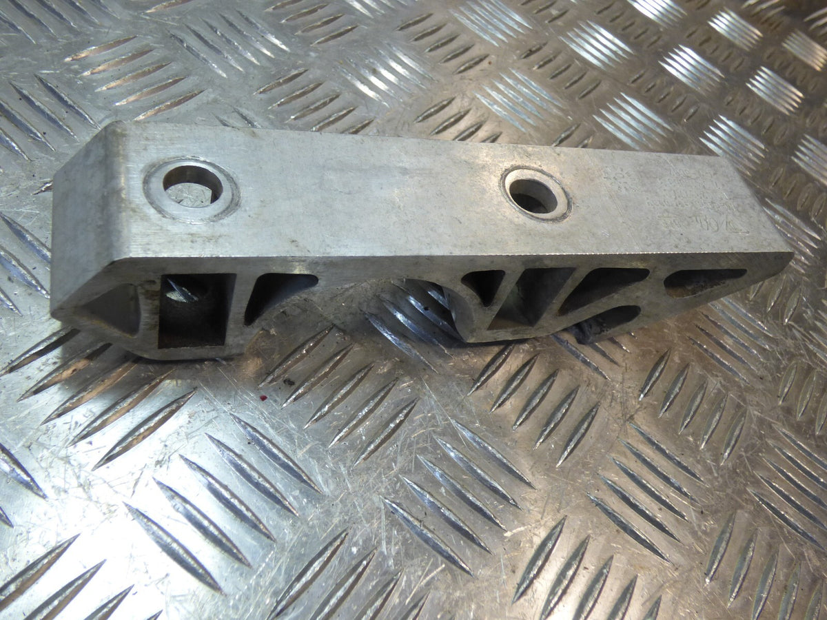 Porsche Cayenne 92A Halter Träger 7L0411063B ORIGINAL gebraucht - Stabilisator – Produktansicht 2