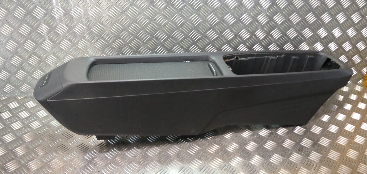 ID3 ID.3 Mittelkonsole Konsolle mit USB anschluss ORIGINAL gebraucht - Volkswagen – Produktansicht 1